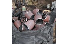 沖壓彎頭汽車行業(yè)生產(chǎn)的重要零部件